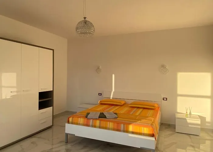 Cepeli * Golem (Tirana)