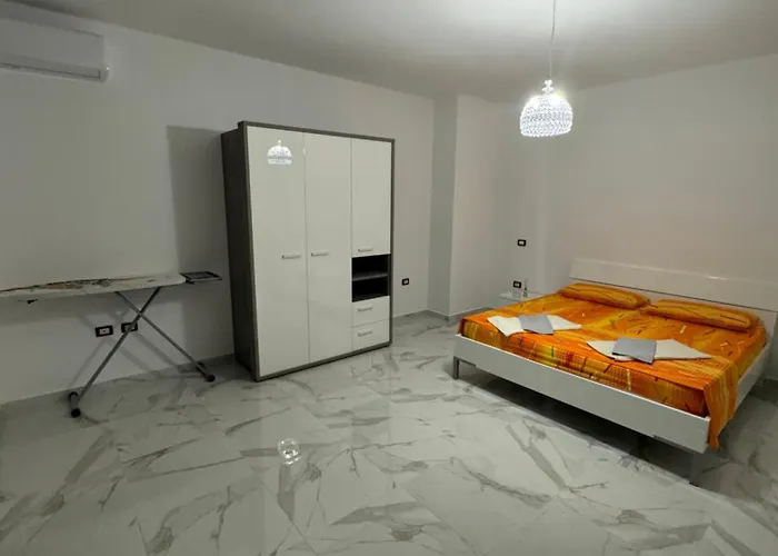 Cepeli * Golem (Tirana)